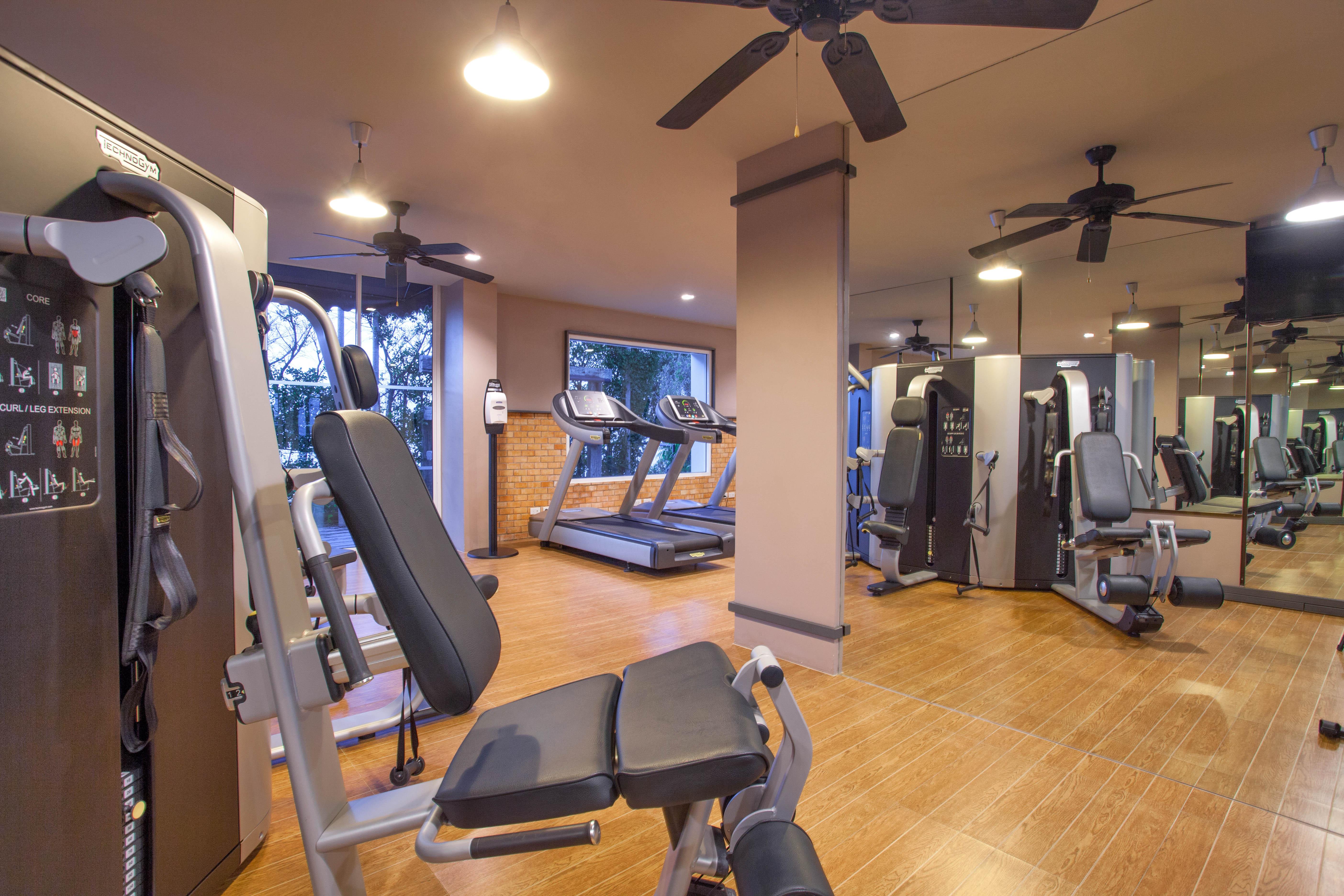 Zenmaya Oceanfront Phuket, Trademark Collection By Wyndham Patong Exterior photo The gym at the hotel