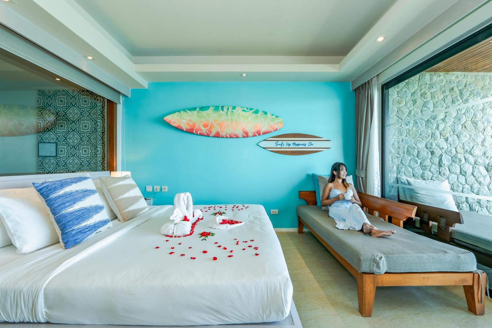 Zenmaya Oceanfront Phuket, Trademark Collection By Wyndham Patong Exterior photo Deluxe Ocean View