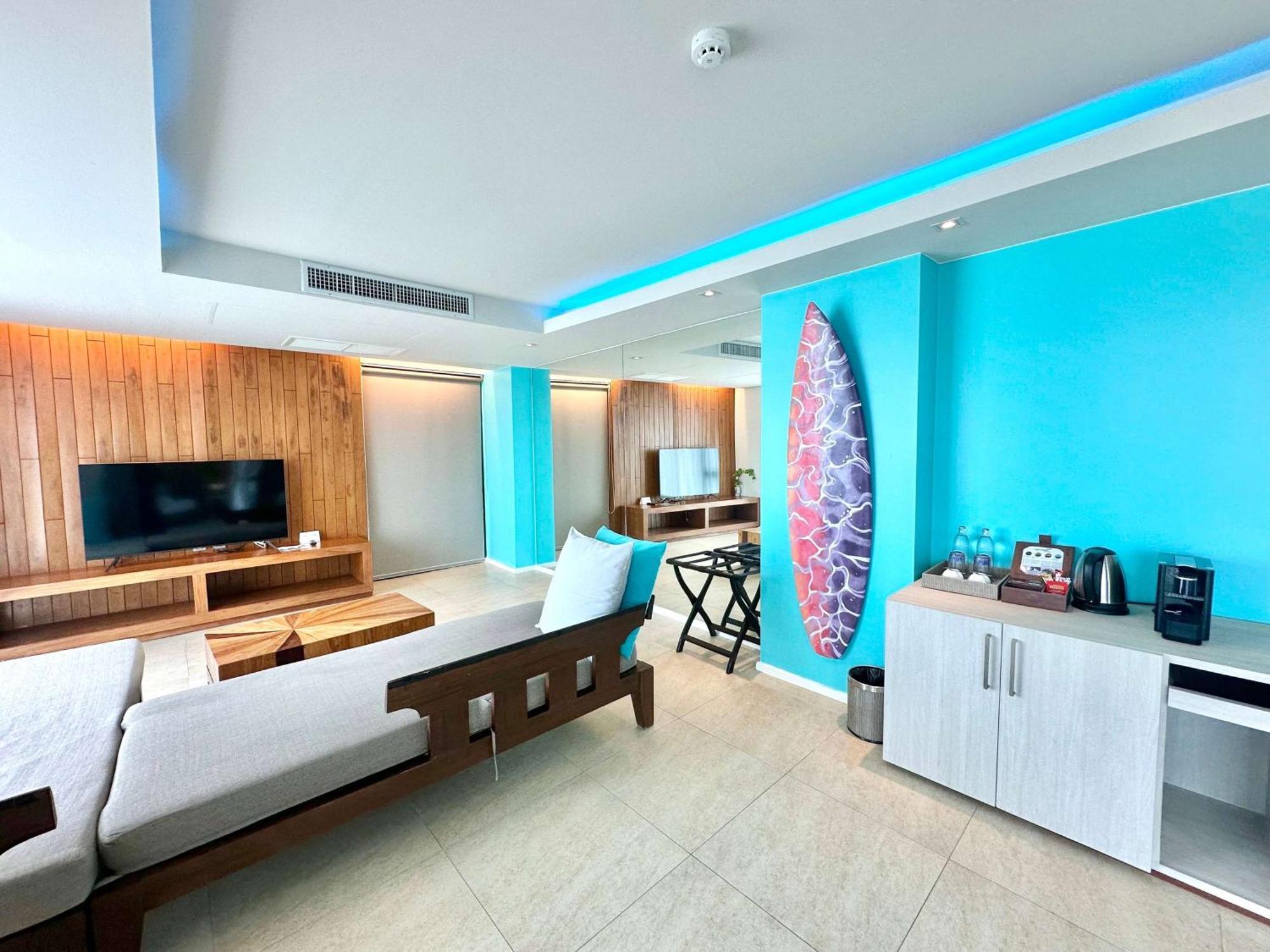 Zenmaya Oceanfront Phuket, Trademark Collection By Wyndham Patong Exterior photo