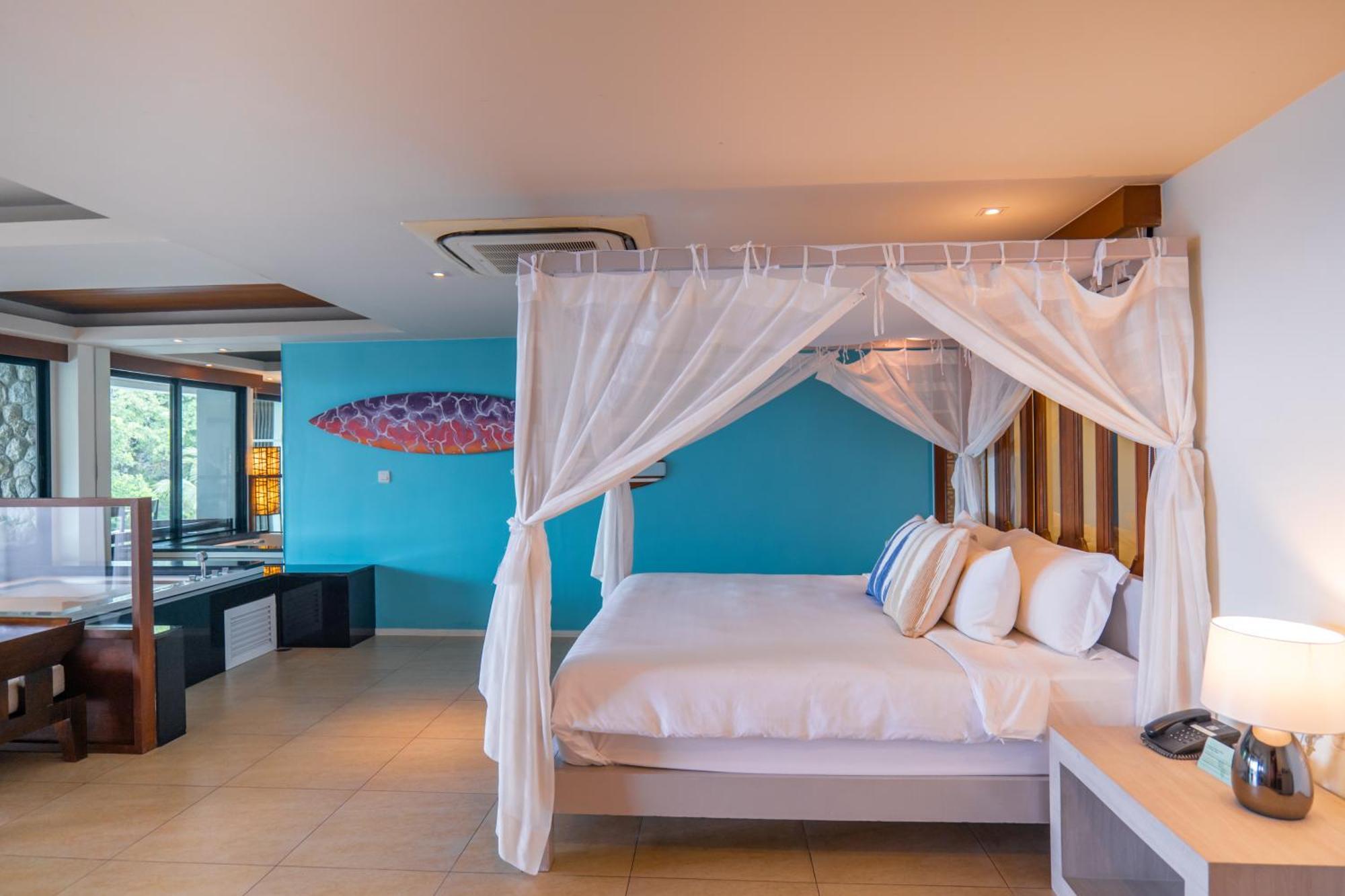 Zenmaya Oceanfront Phuket, Trademark Collection By Wyndham Patong Exterior photo