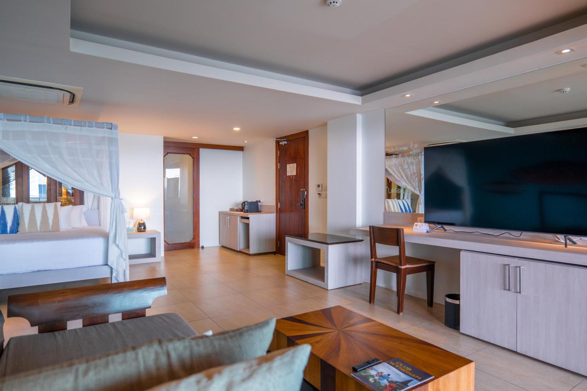 Zenmaya Oceanfront Phuket, Trademark Collection By Wyndham Patong Exterior photo