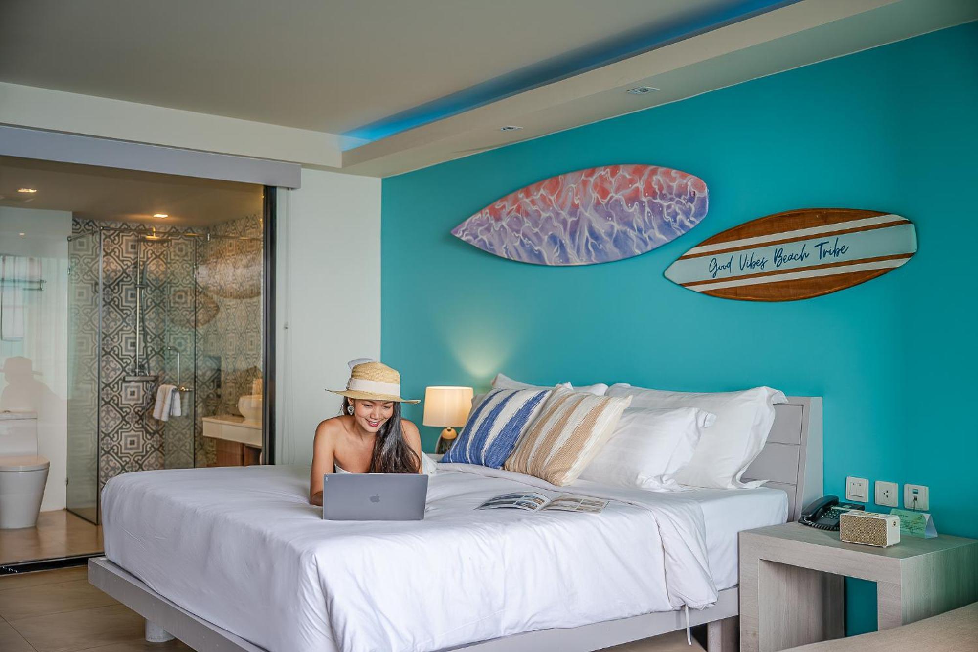 Zenmaya Oceanfront Phuket, Trademark Collection By Wyndham Patong Exterior photo
