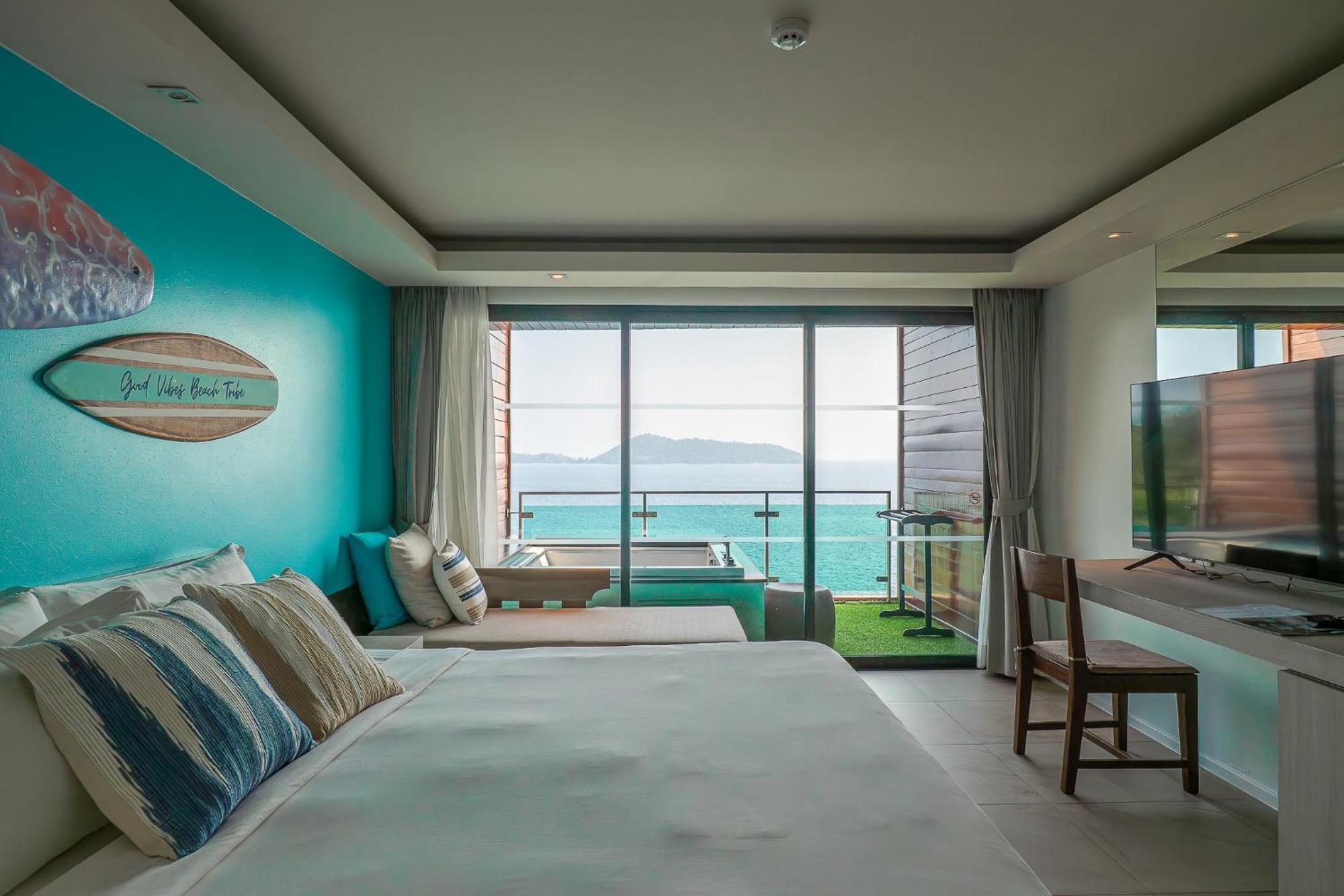Zenmaya Oceanfront Phuket, Trademark Collection By Wyndham Patong Exterior photo